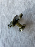 The Hatted Skull Knob - Bronze