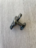 The Hatted Skull Knob - Pewter